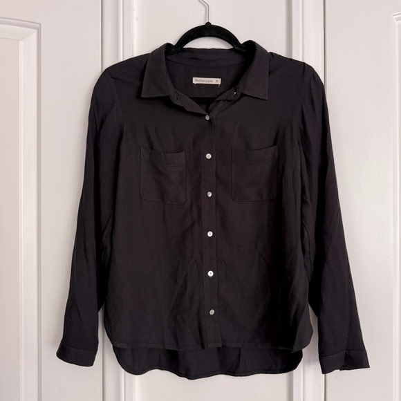 Marine Layer Tops - Marine Layer Women's BLACK lightweight Long Sleeves Button Down Shirt MEDIUM
